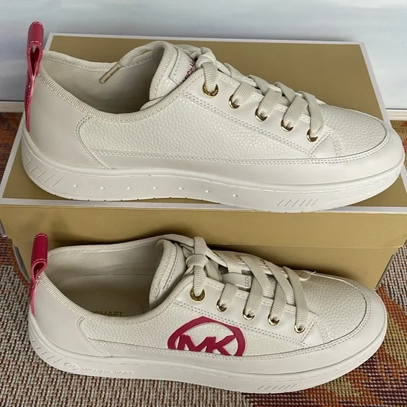 MICHAEL KORS SHEA LACE UP FAUX LEATHER
49R4SHFS1L
ELECTRIC PINK
Sneakers - Picture 2 of 16